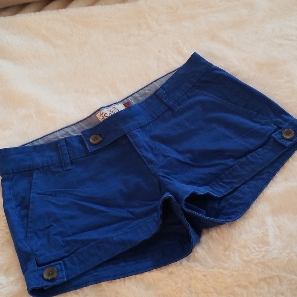 So Blue shorts Size 3 non smoking home